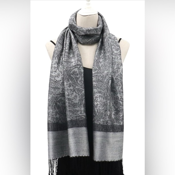 Cashmere/Silk Pashmina Gray Floral Scarf/Wrap - Picture 1 of 9